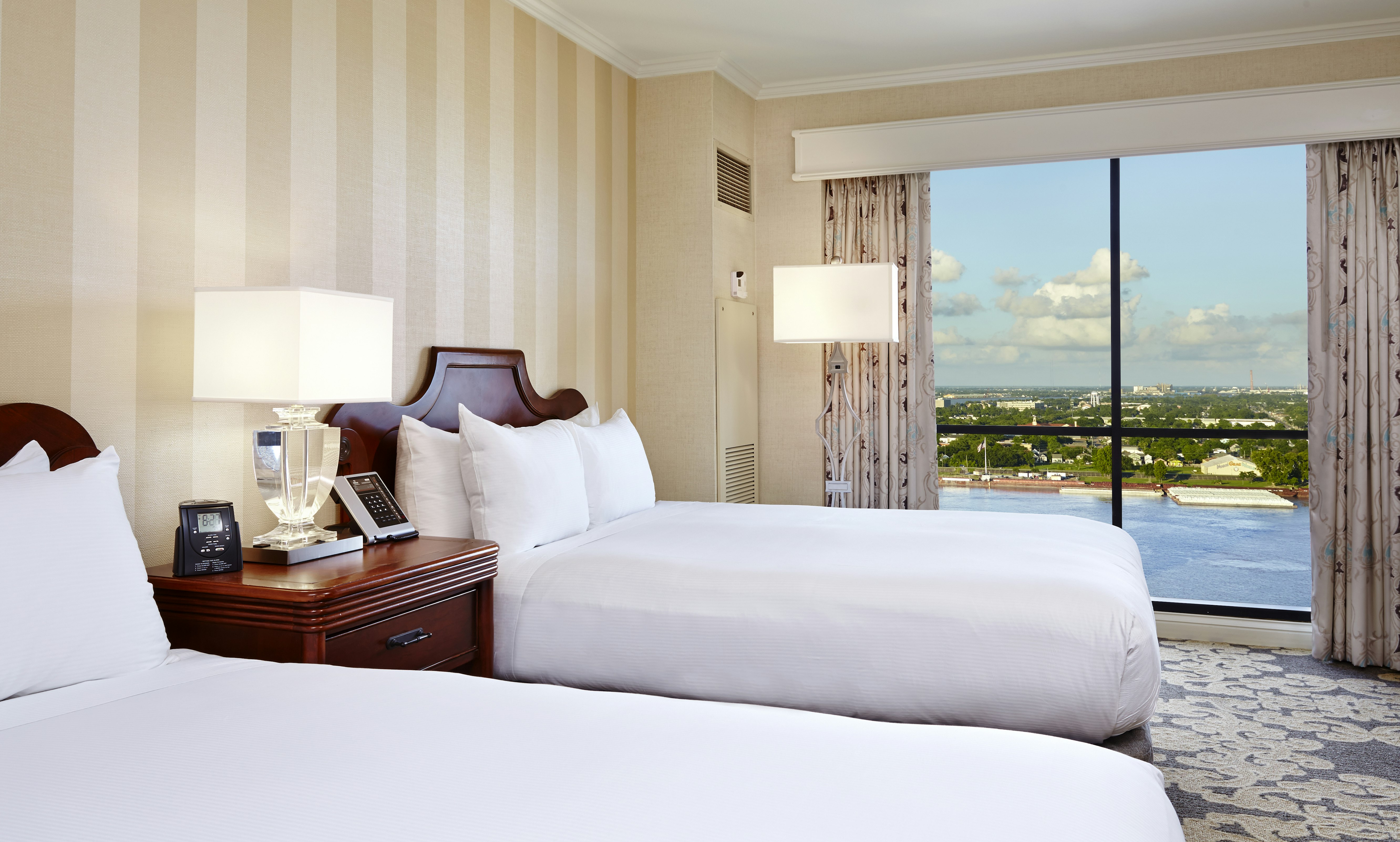 Hilton New Orleans Riverside 11/55