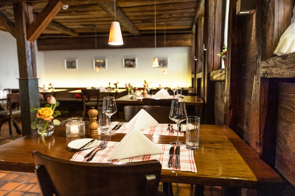 Swiss-Chalet Merlischachen - Historik Chalet-Hotel Lodge 29/44