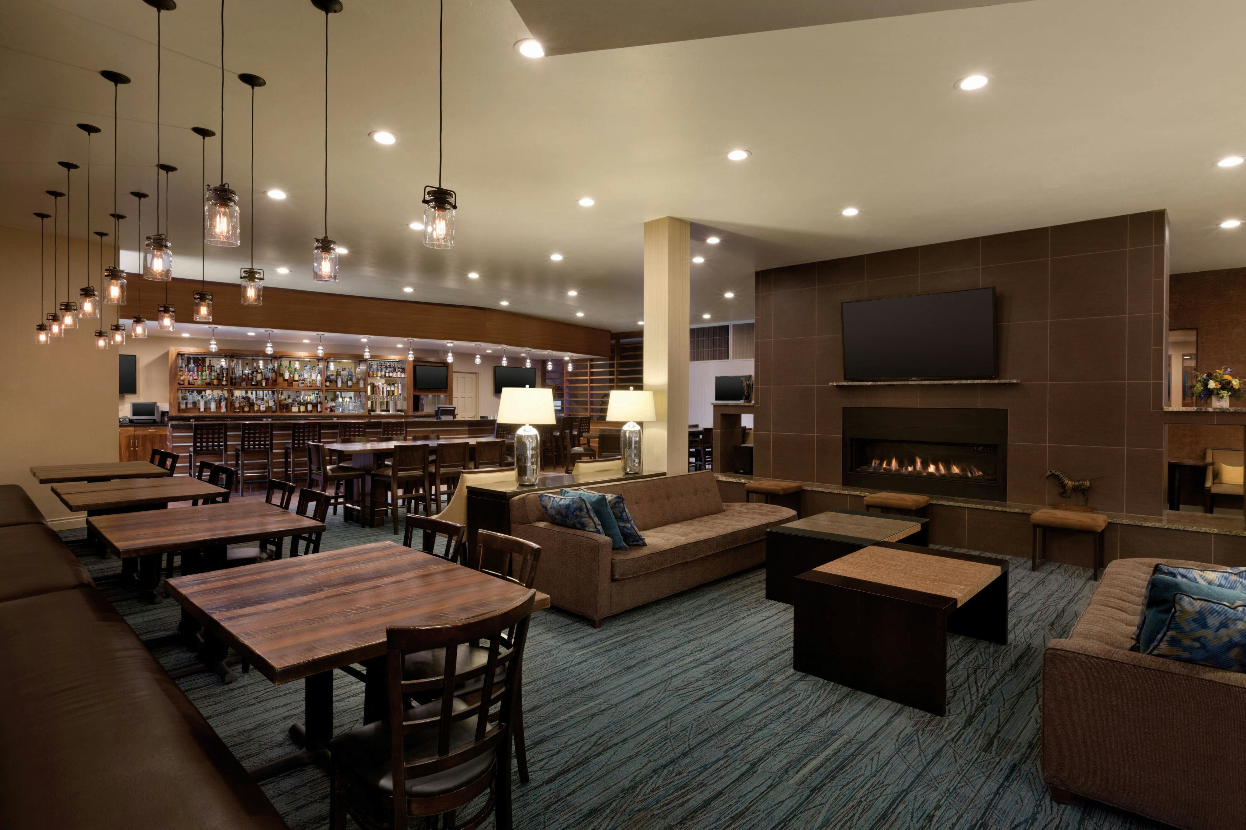 Delta Hotels By Marriott Helena Colonial Ex Radisson Colonial Helena 34/57