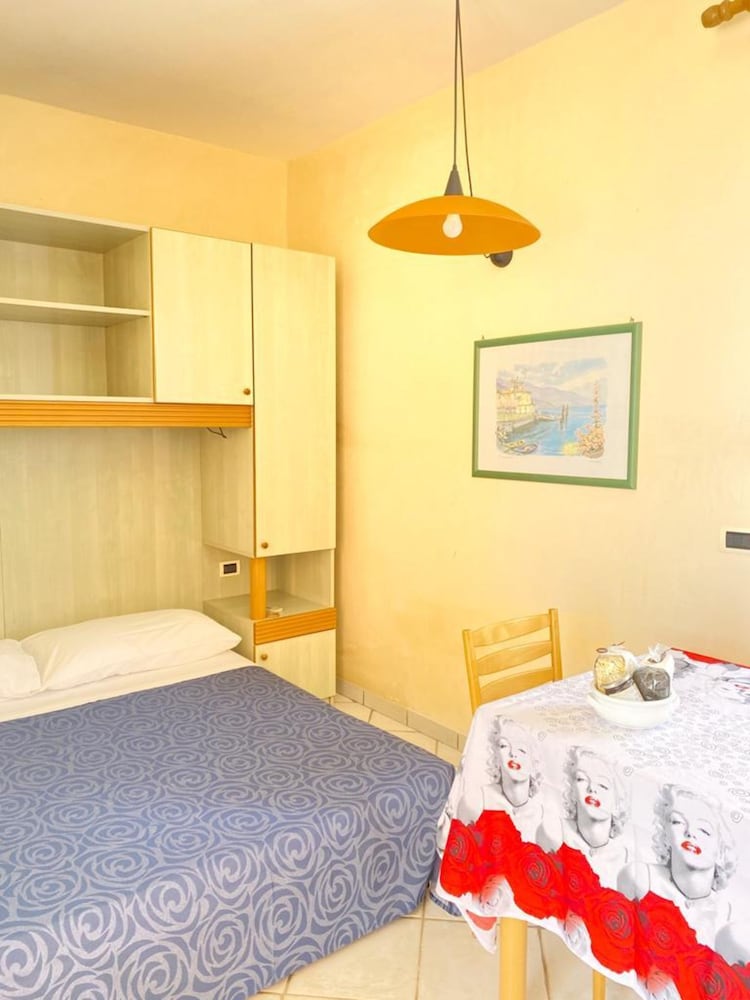 استوديو بسرير كوين وسرير بطابقين بشرفة، Tramonti Residence 2/5
