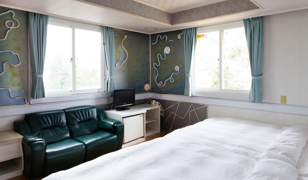 Dajenshan Hotel 49/63