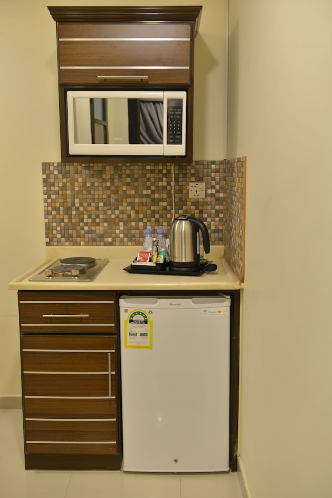 البرج الأول للشقق الفندقية(The First Tower Hotel Apartment) 29/29
