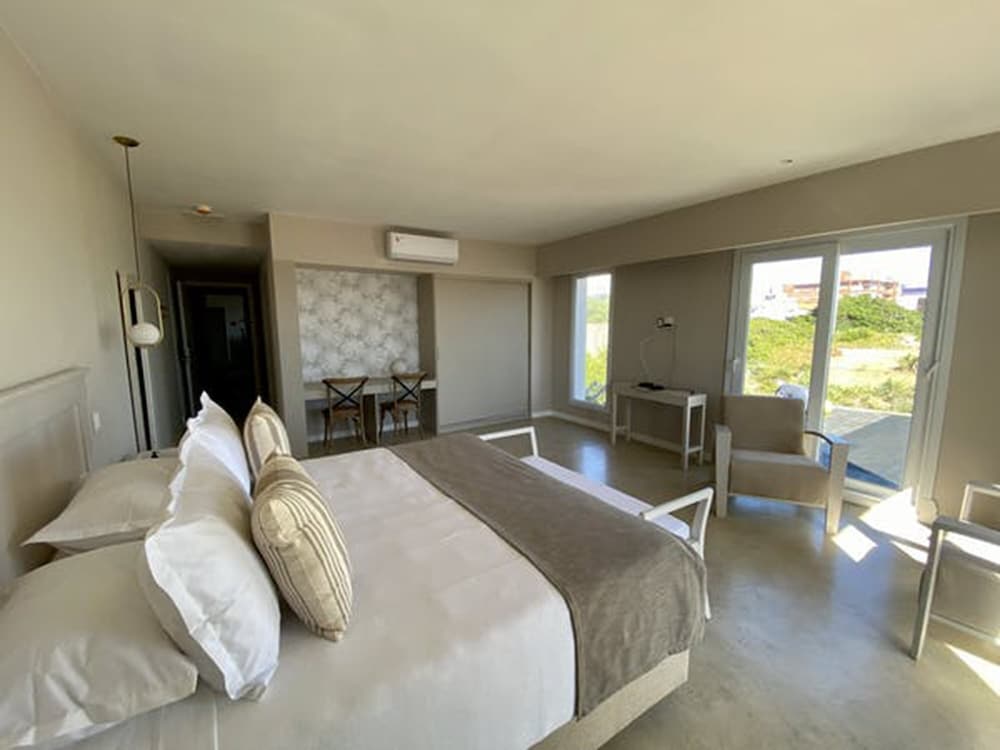 Serena Hotel Punta del Este - Unique on the Beach - Adults Only 12/33