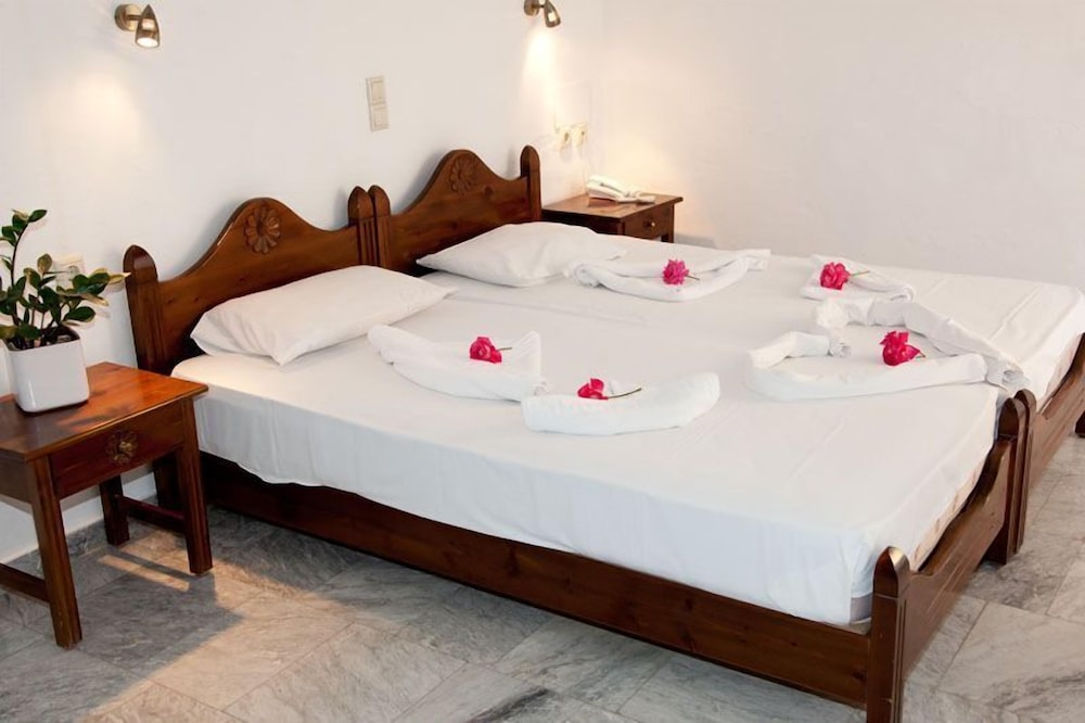 Anatoli Beach 6/50