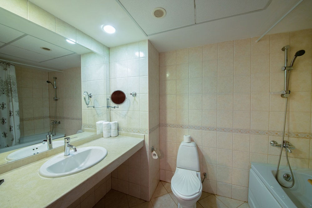 Prestige Hotel And Aquapark 20/72