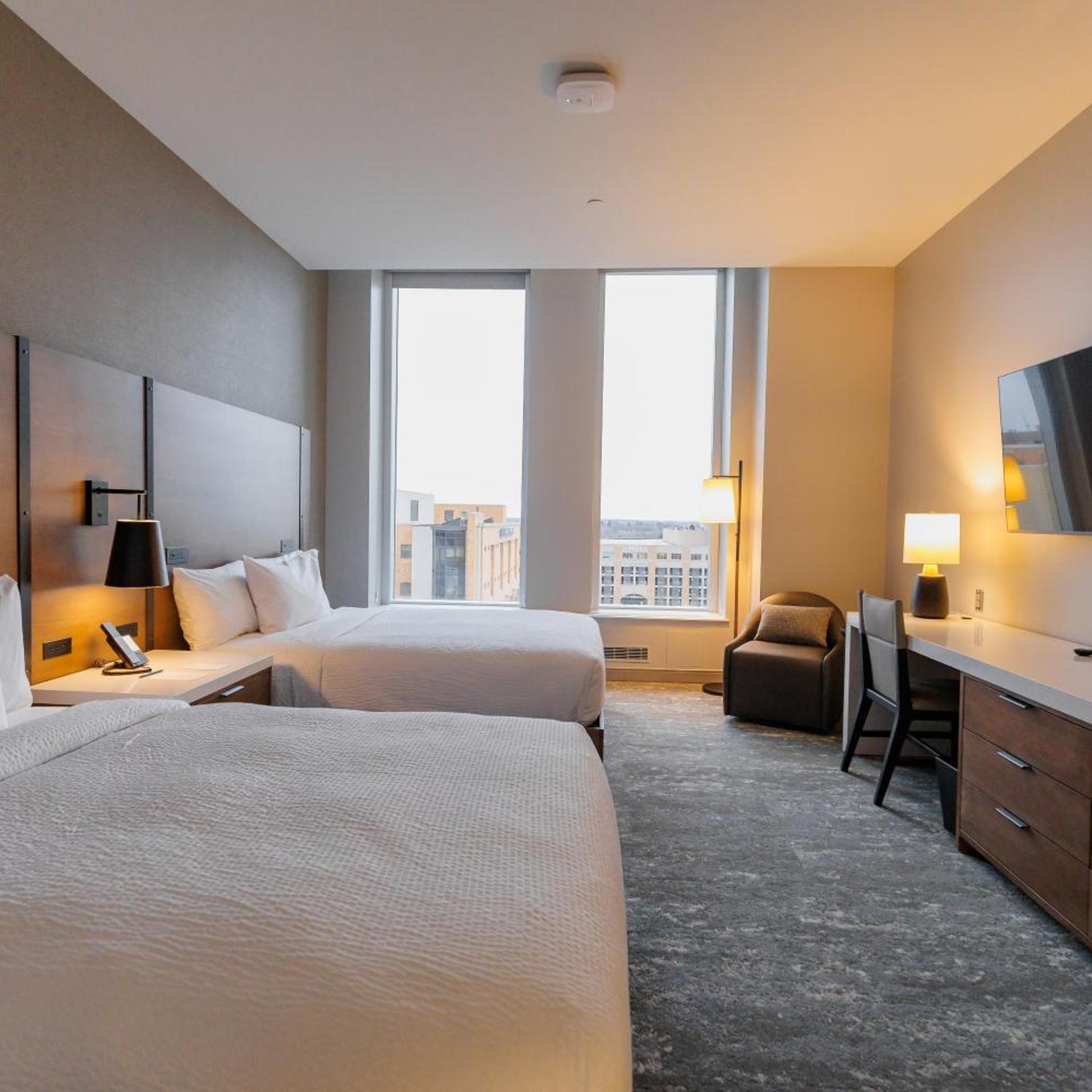 Highpoint Hotel 16/50