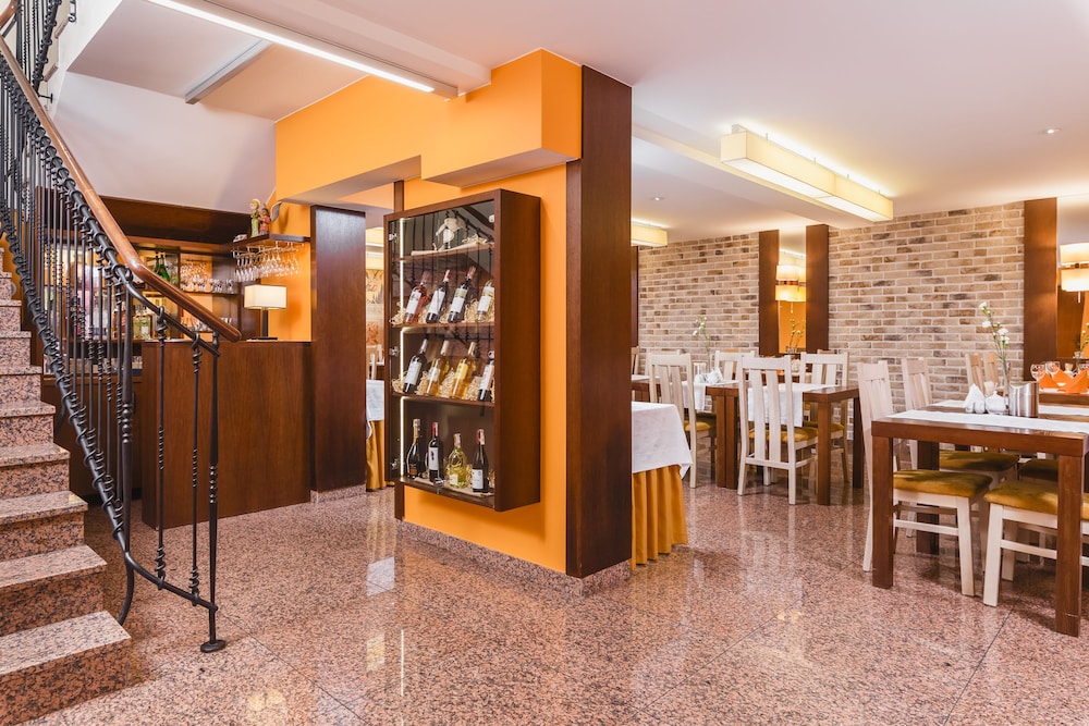 Domus Mater 34/50