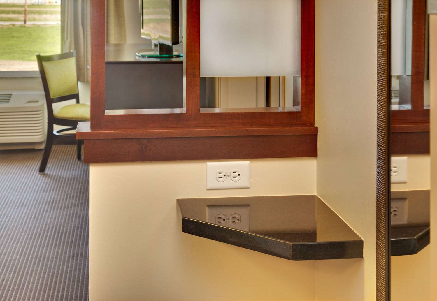 Americinn By Wyndham Fairfield 26/33