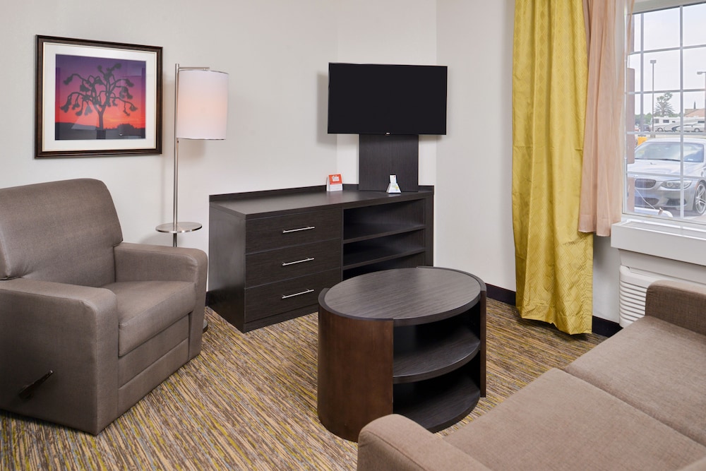 CANDLEWOOD SUITES BEAUMONT 13/29