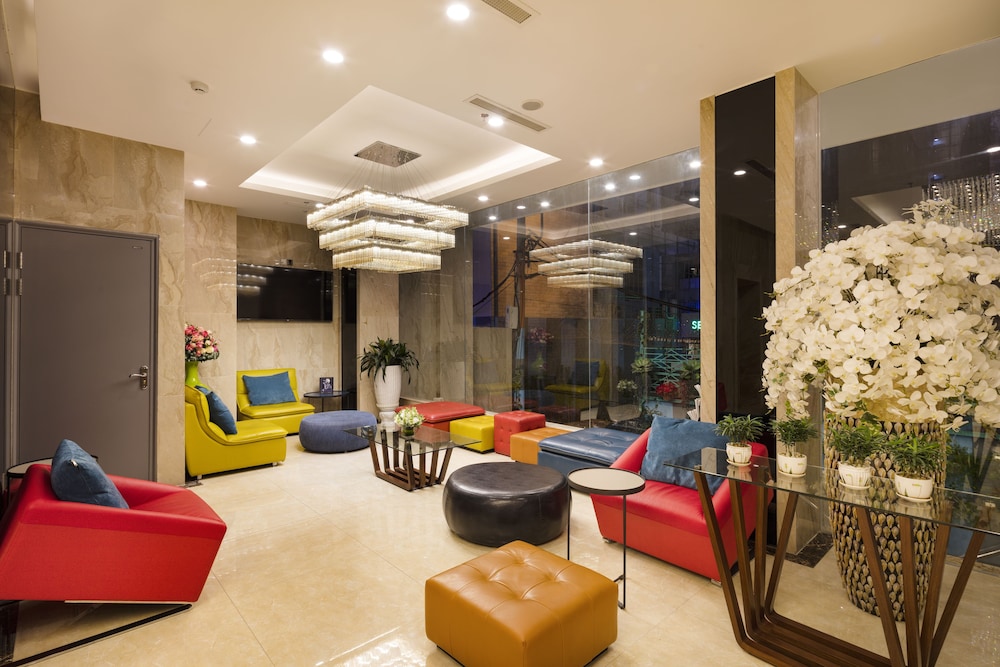 Aaron Hotel 49/69