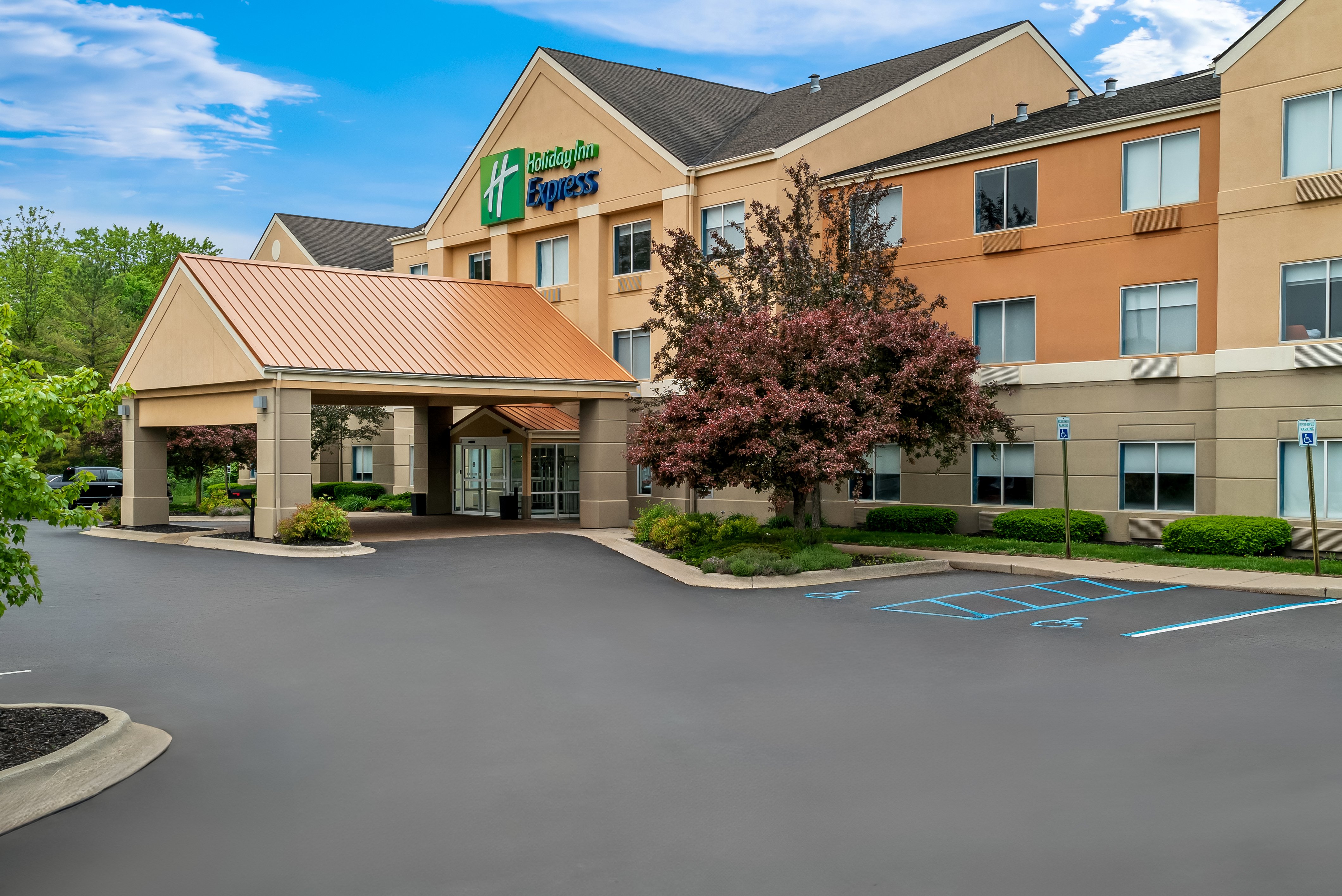 Holiday Inn Express Lapeer 4/71