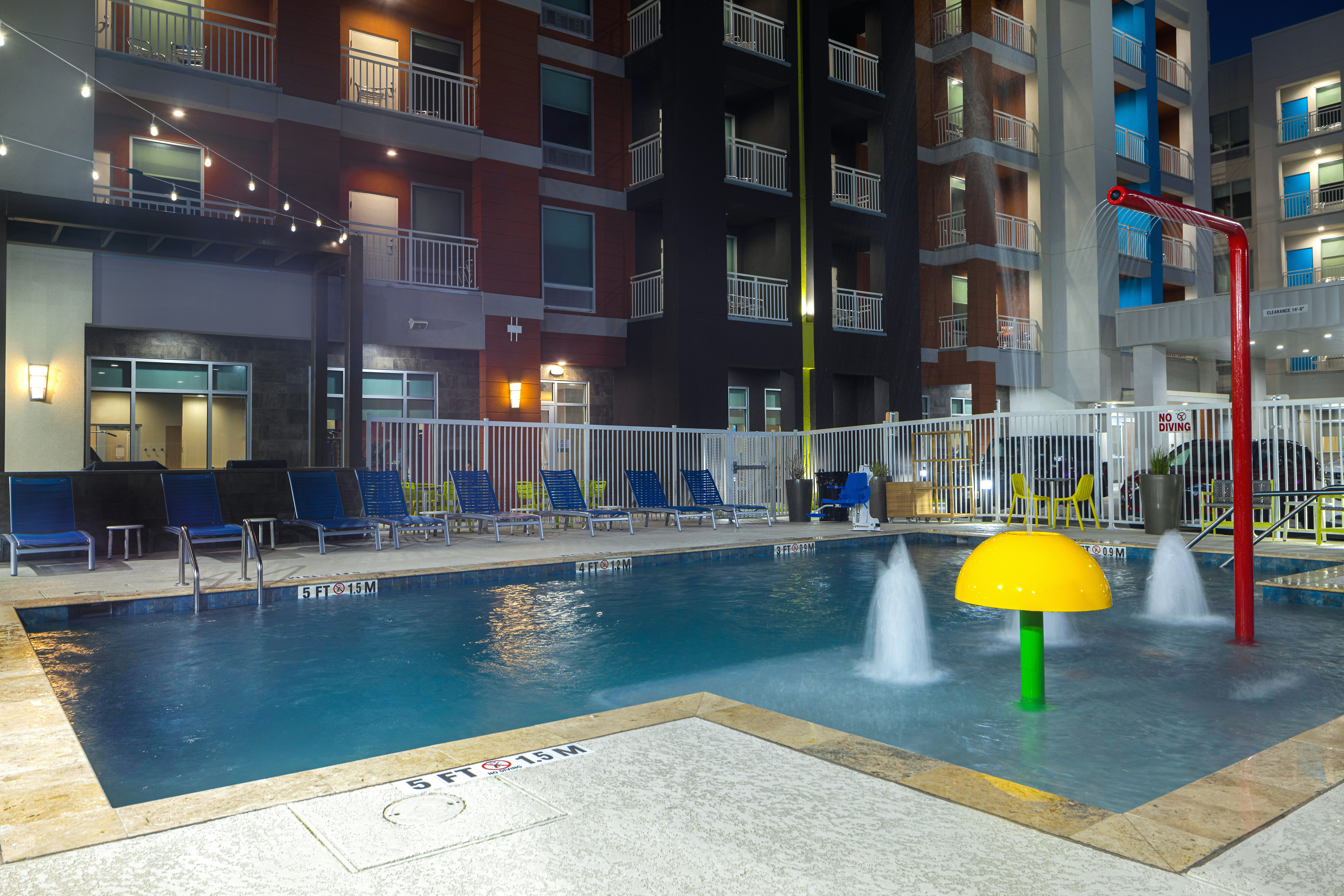 Home2 Suites Galveston, TX 40/42