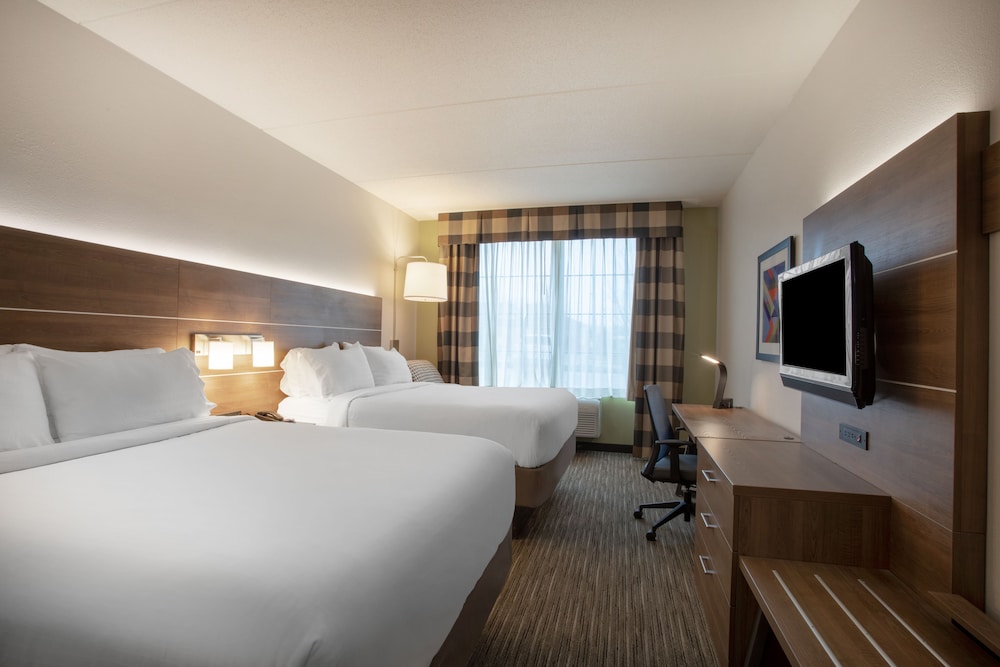 Holiday Inn Express Harrisburg East 22/71