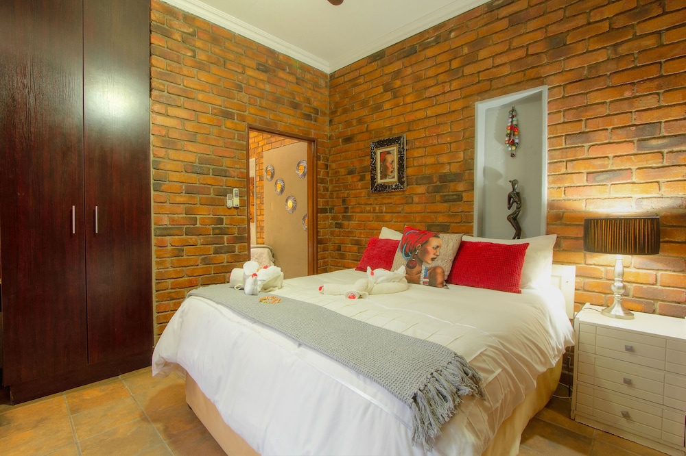 Doringpoort Safari Lodge(PTY)LTD 9/50