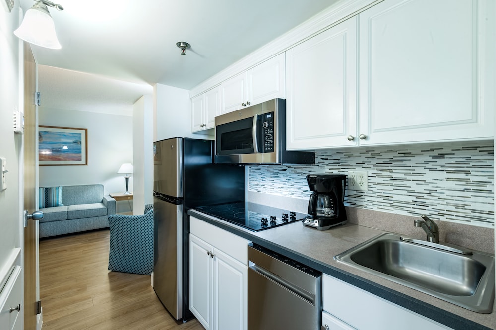 Ocean Key Resort Virginia Beach, Virginia 41/50
