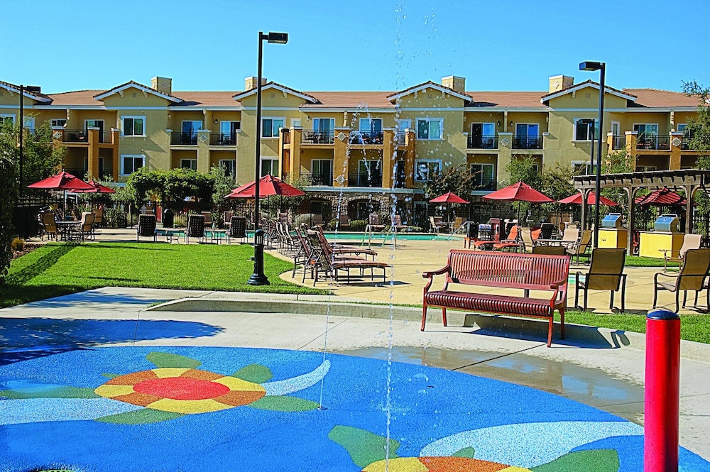 Vino Bello Resort 10/45