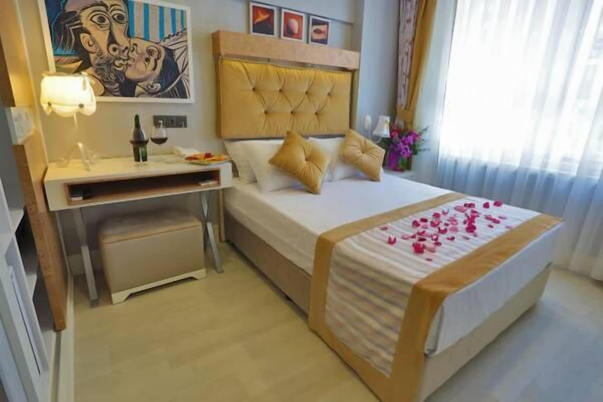 STANDARD, DOUBLE BED
