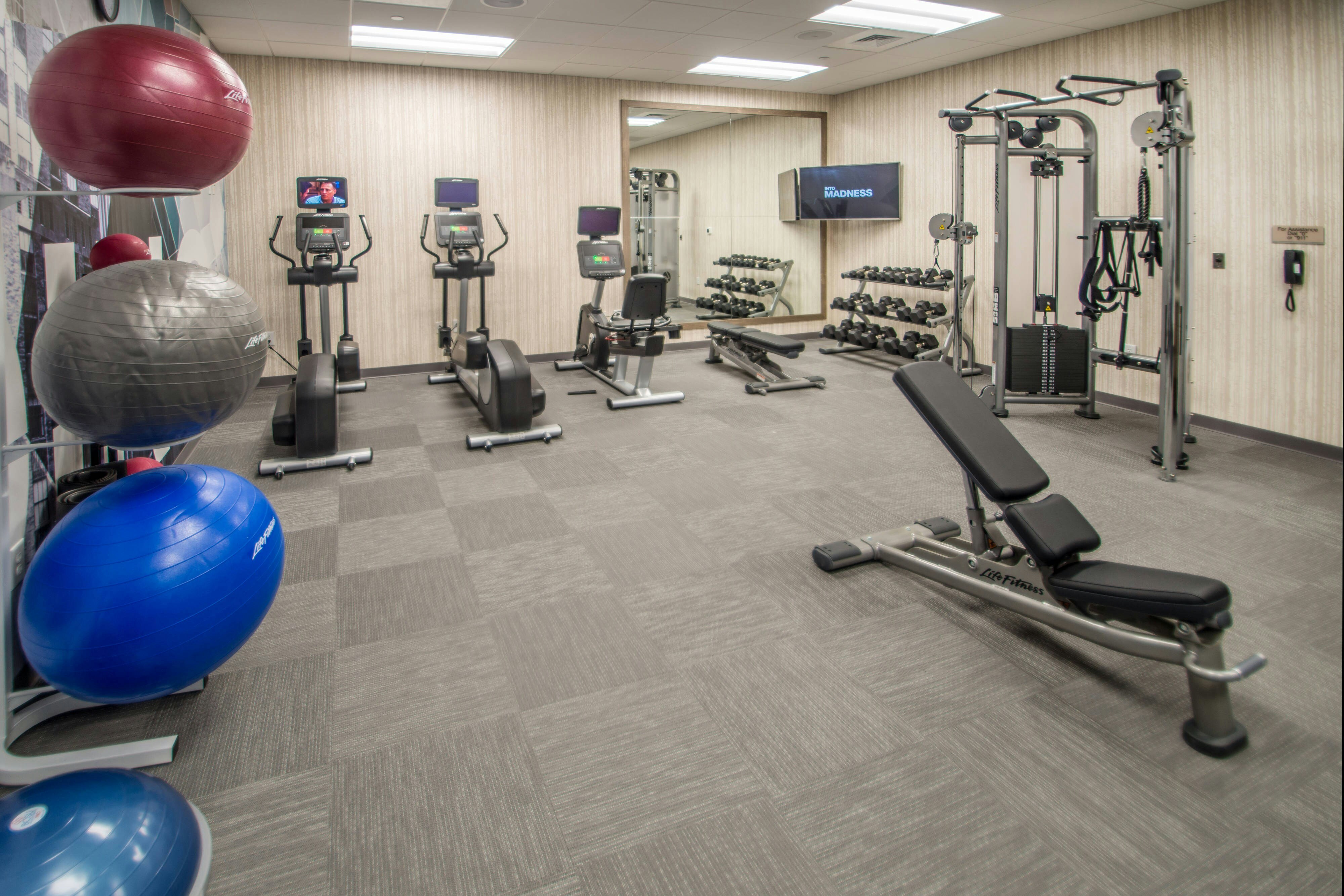 Springhill Suites By Marriott Fayetteville Fort Bragg 34/61