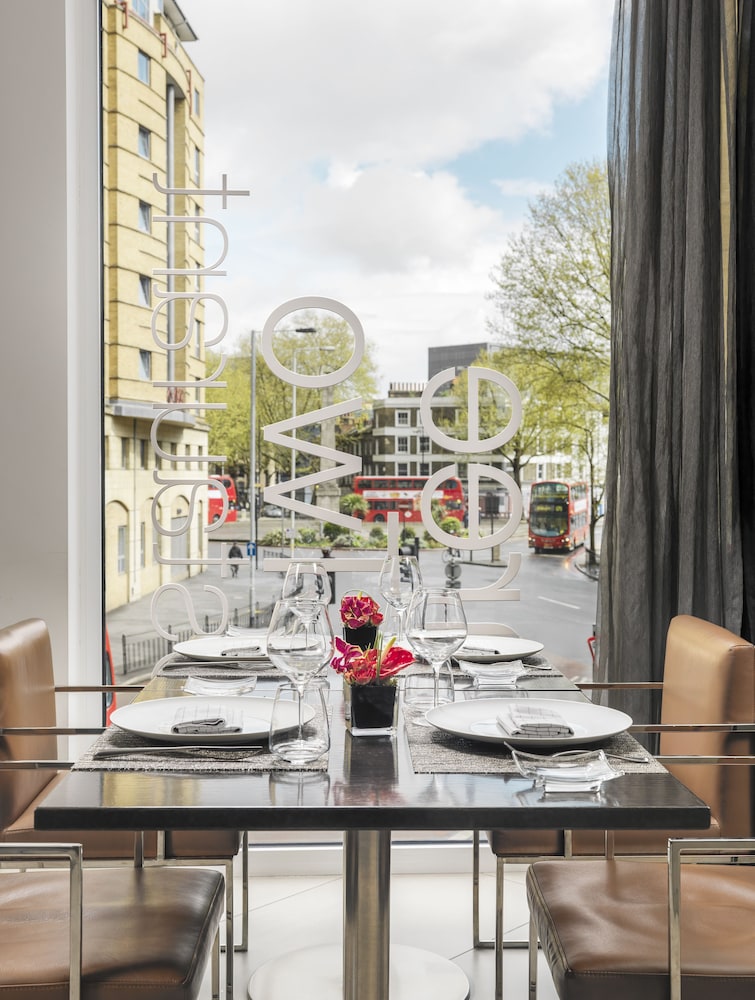 H10 London Waterloo Hotel 51/68