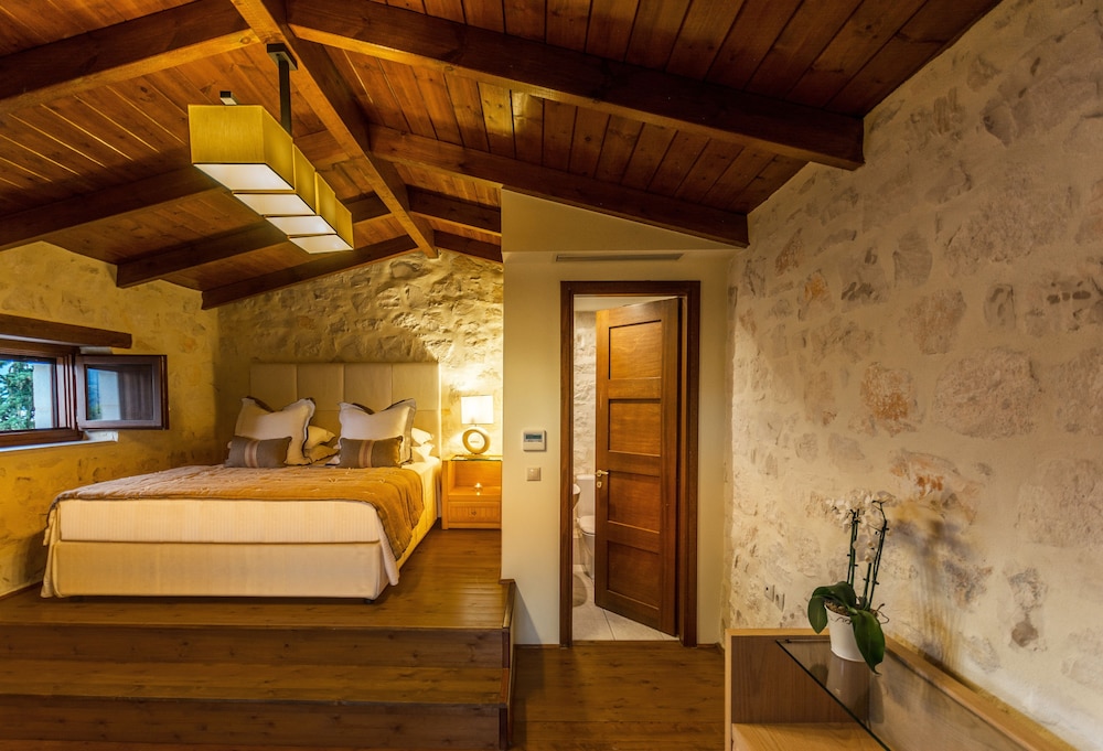 Exensian Villas & Suites 44/44