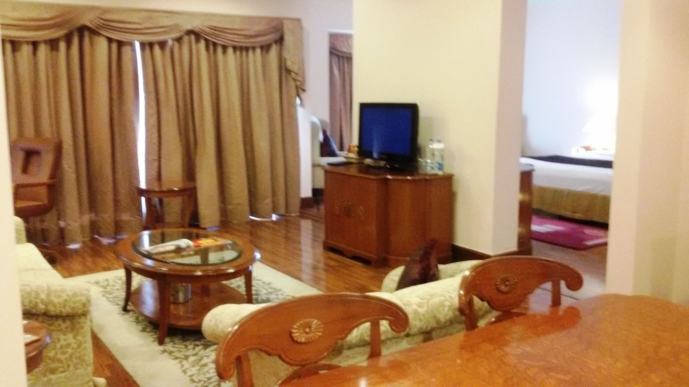 Park Plaza Chennai Omr 44/72