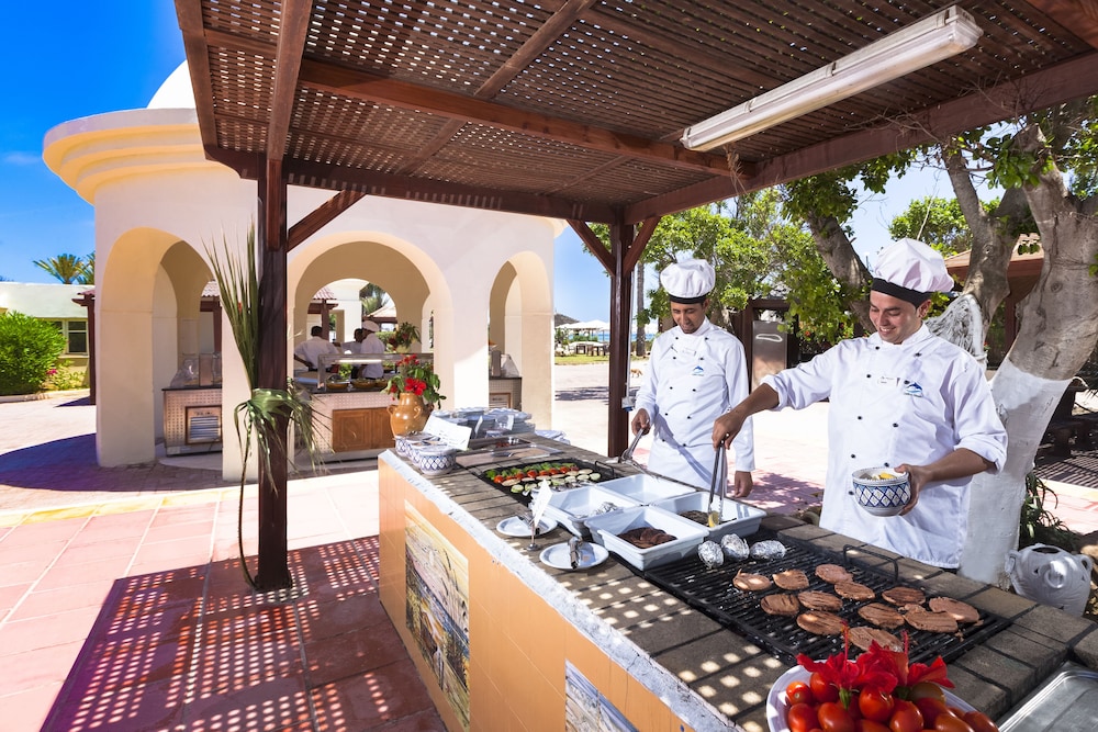 Calimera Delfino Beach Resort and Spa 24/60