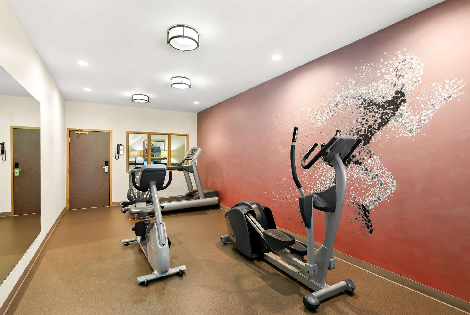 Best Western Palmyra Inn & Suites 15/30