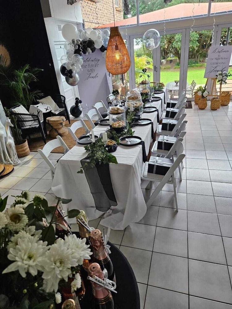 Hillton Manor Guest House 33/50