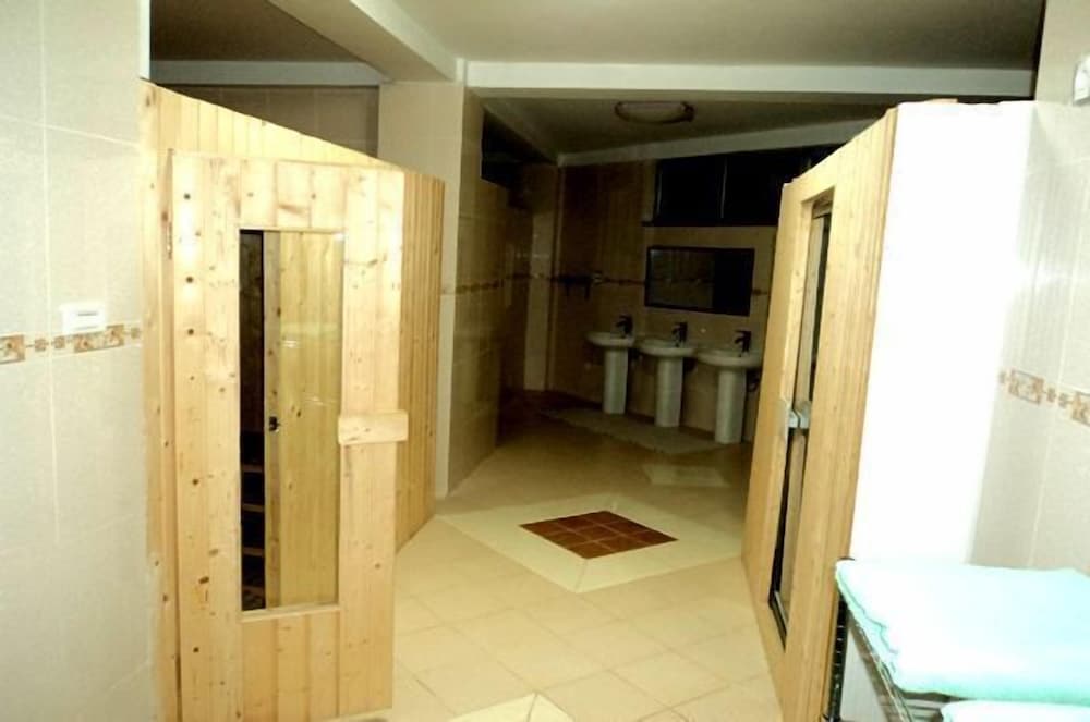 Destiny Addis Hotel 50/50