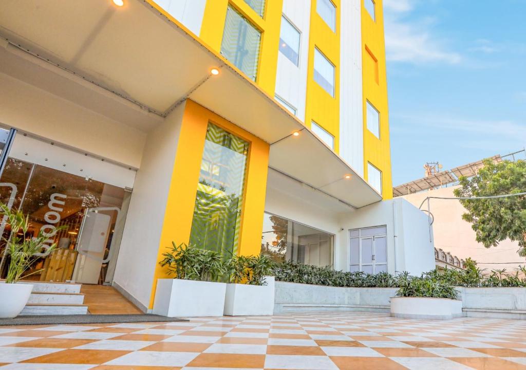 Bloom Hotel - Jalandhar 2/18