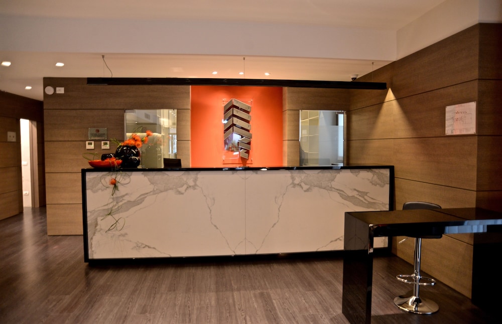 Hotel Forum 6/56