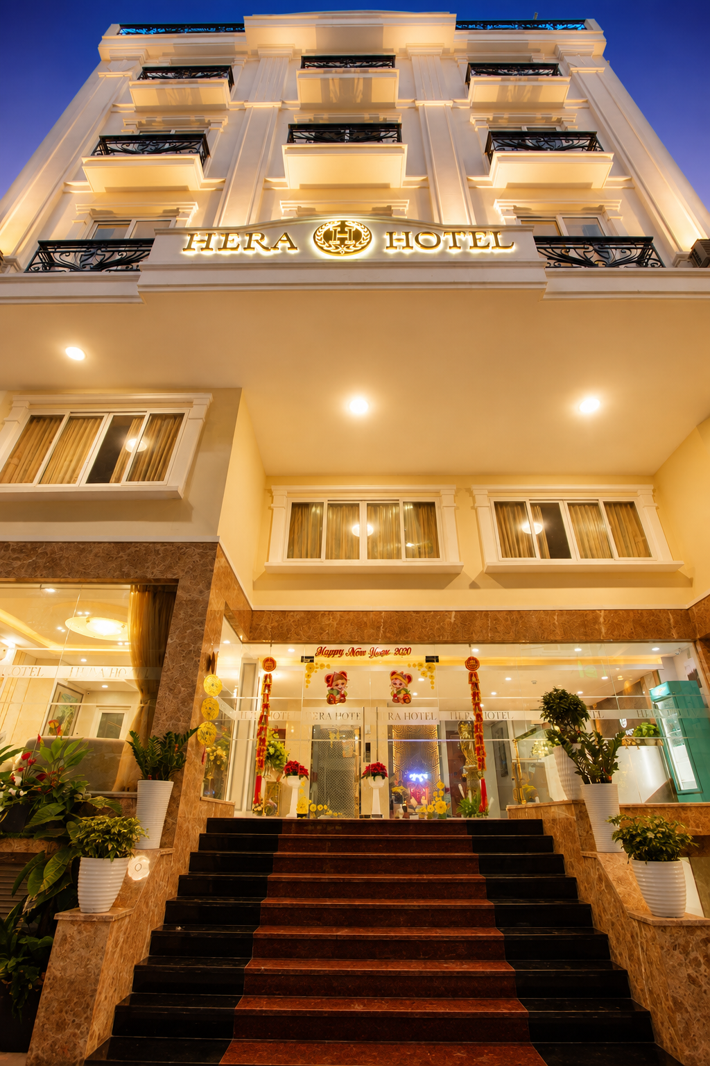 HERA HOTEL 2/36