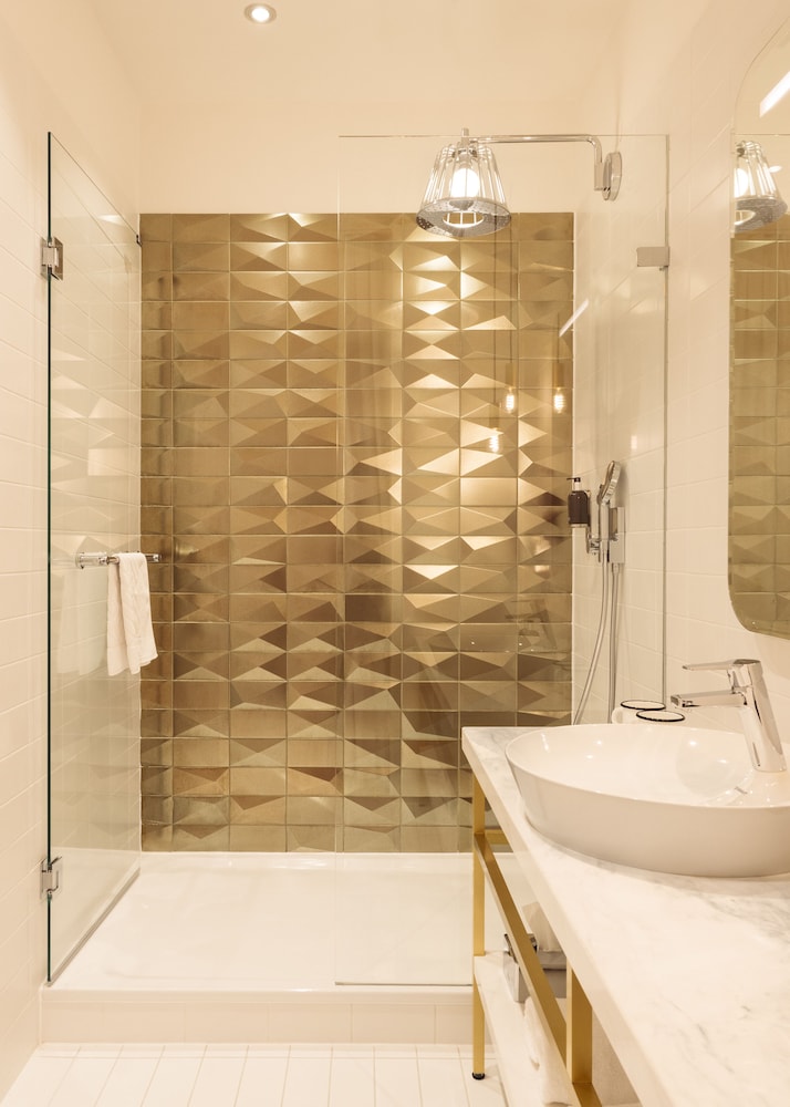 Hotel Schani Salon 48/48
