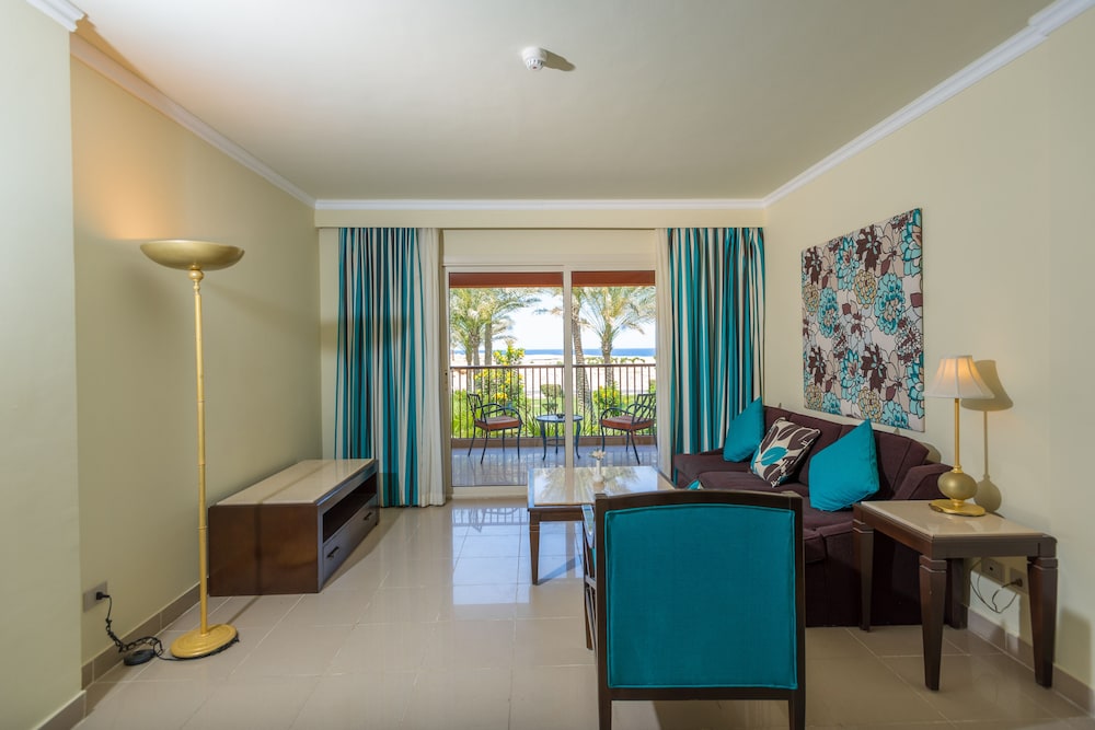 SUNRISE Cardina Resort 18/46