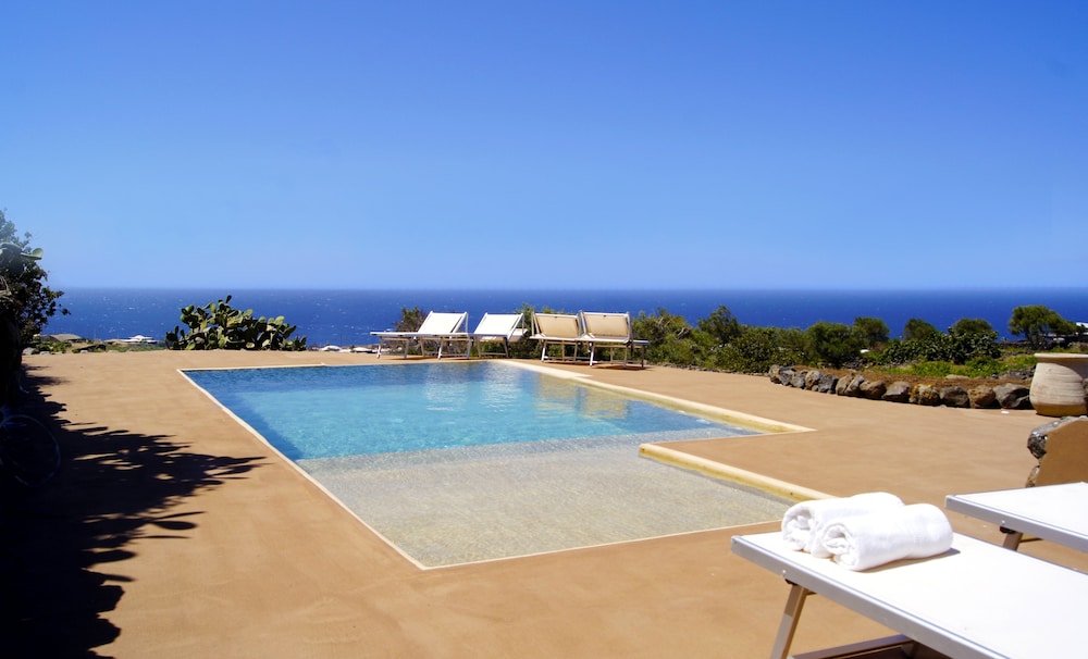 Dammusi Sciuvechi Resort 46/50