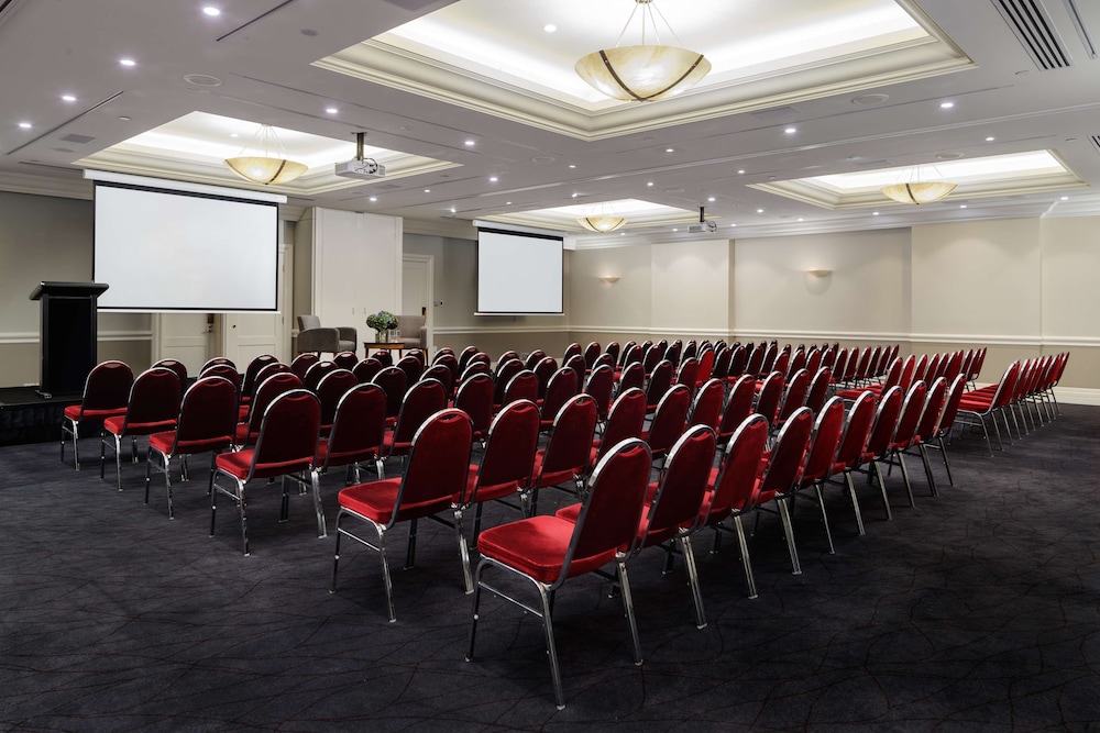 Rydges Newcastle 55/65