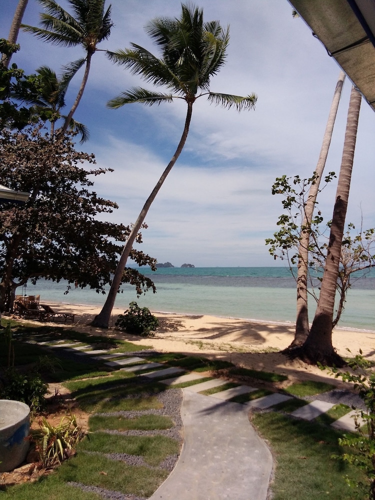 I Talay Beach Bar & Cottage Taling Ngam 24/39