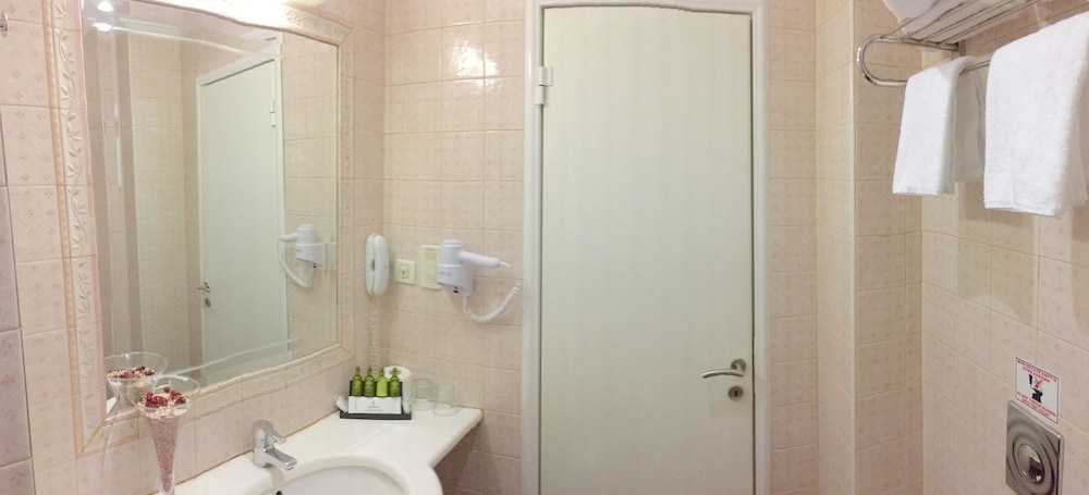 London Hotel 20/55