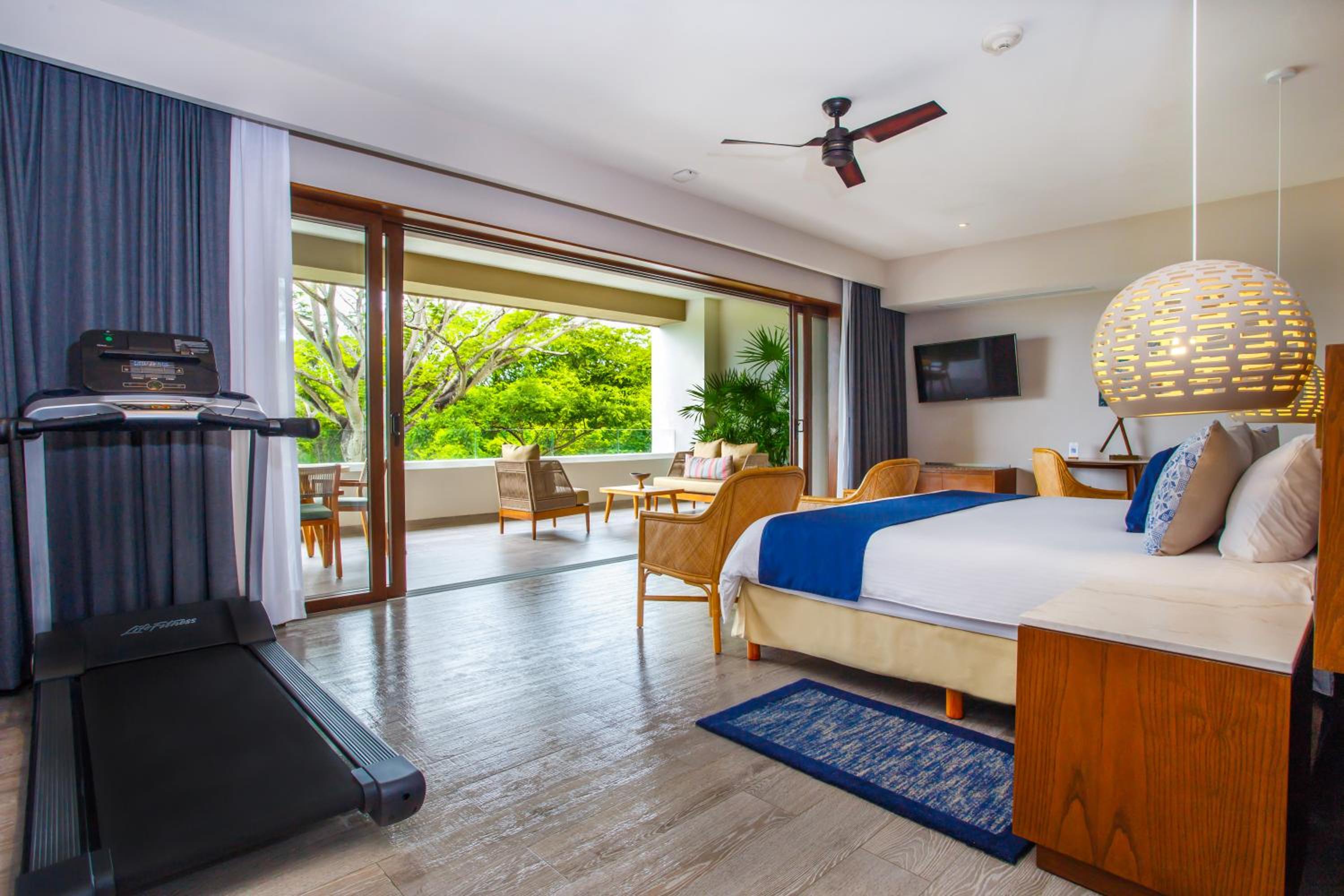 Room, King Bed, Jungle View, Adult Only