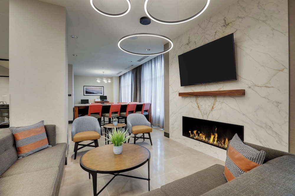 Drury Plaza Hotel Chattanooga Hamilton Place 46/50
