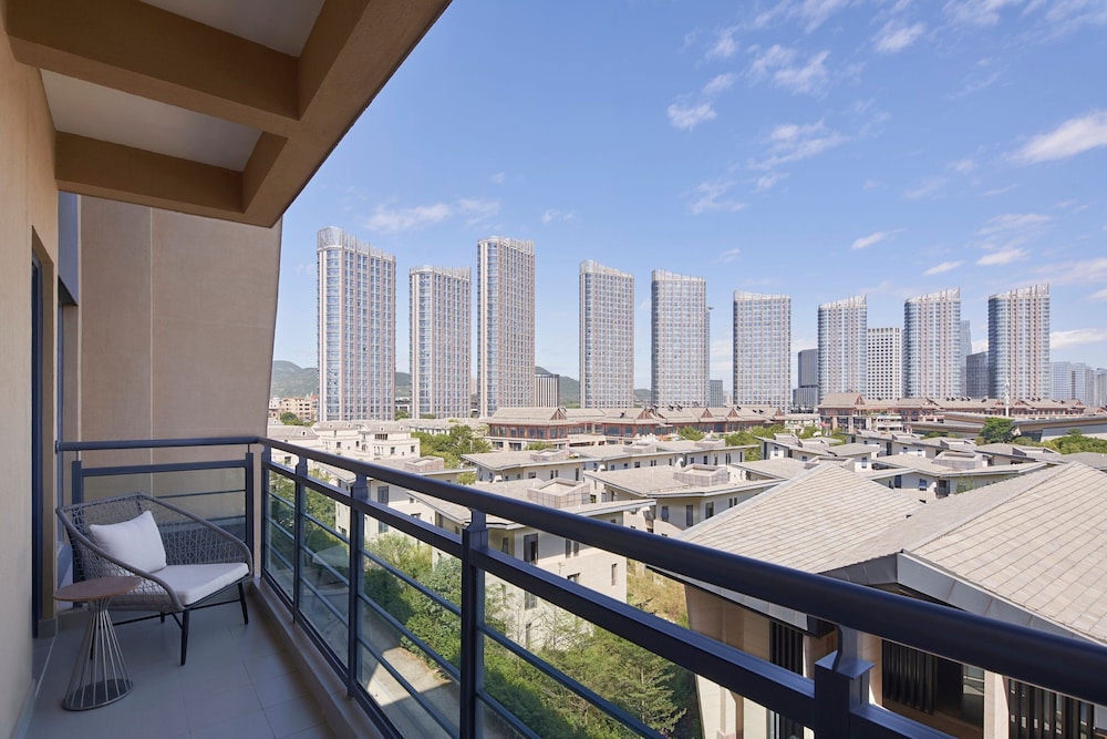 Element Xiamen Tong'an 21/50