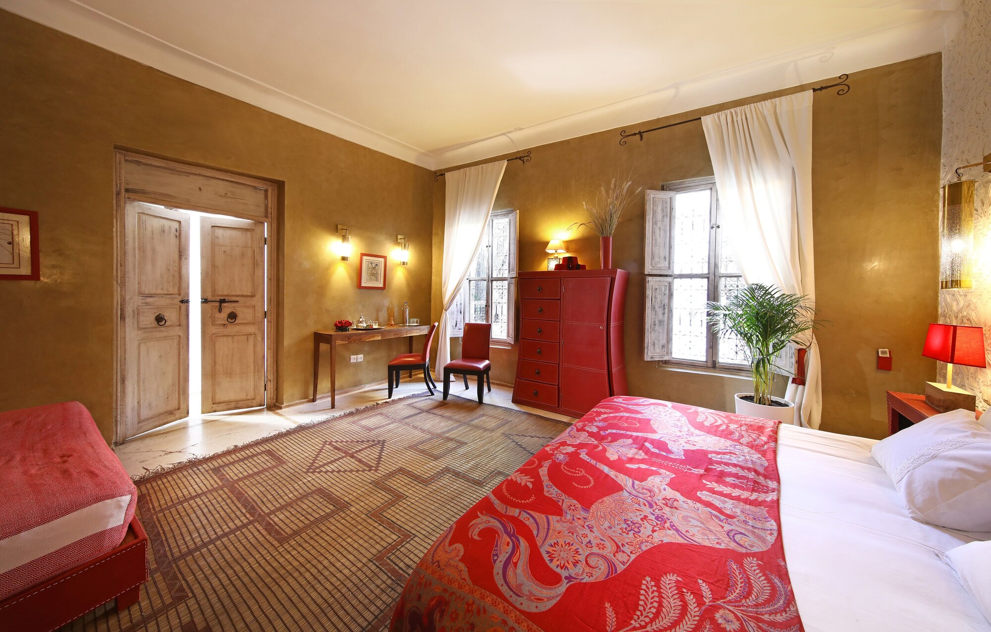 1 BEDROOM, SUPERIOR, SUITE, COURTYARD AREA