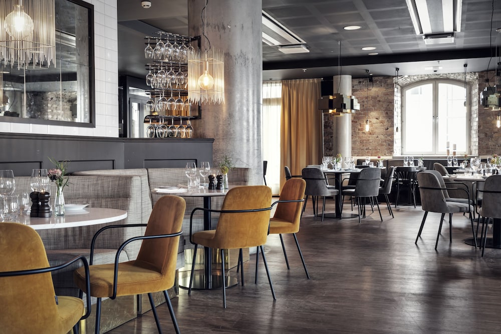 Elite Hotel Marina Tower 54/67
