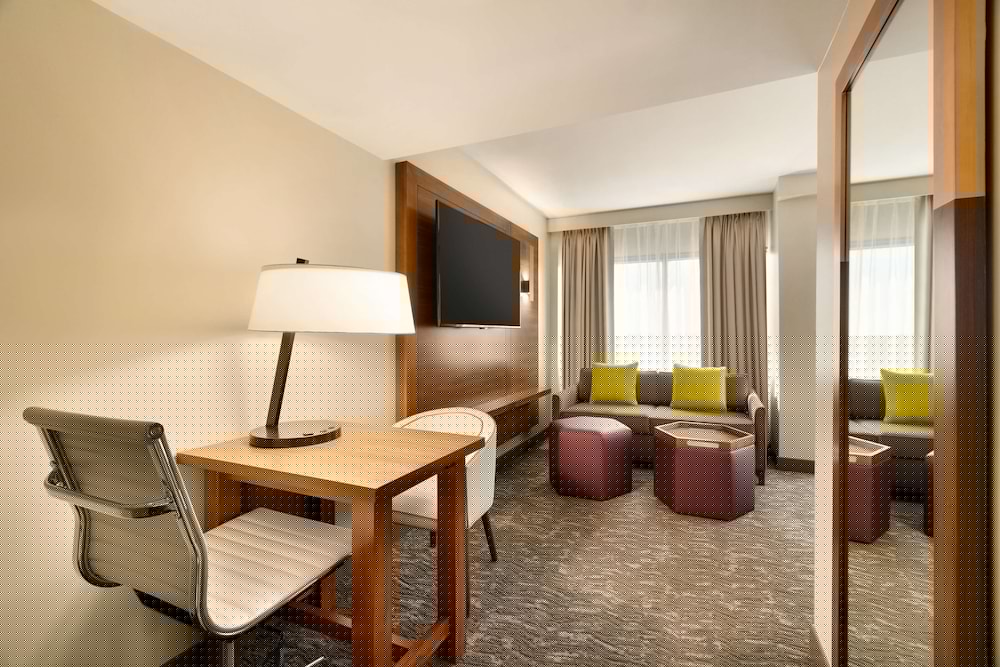 Embassy Suites By Hilton Phoenix Downtown North 36/70