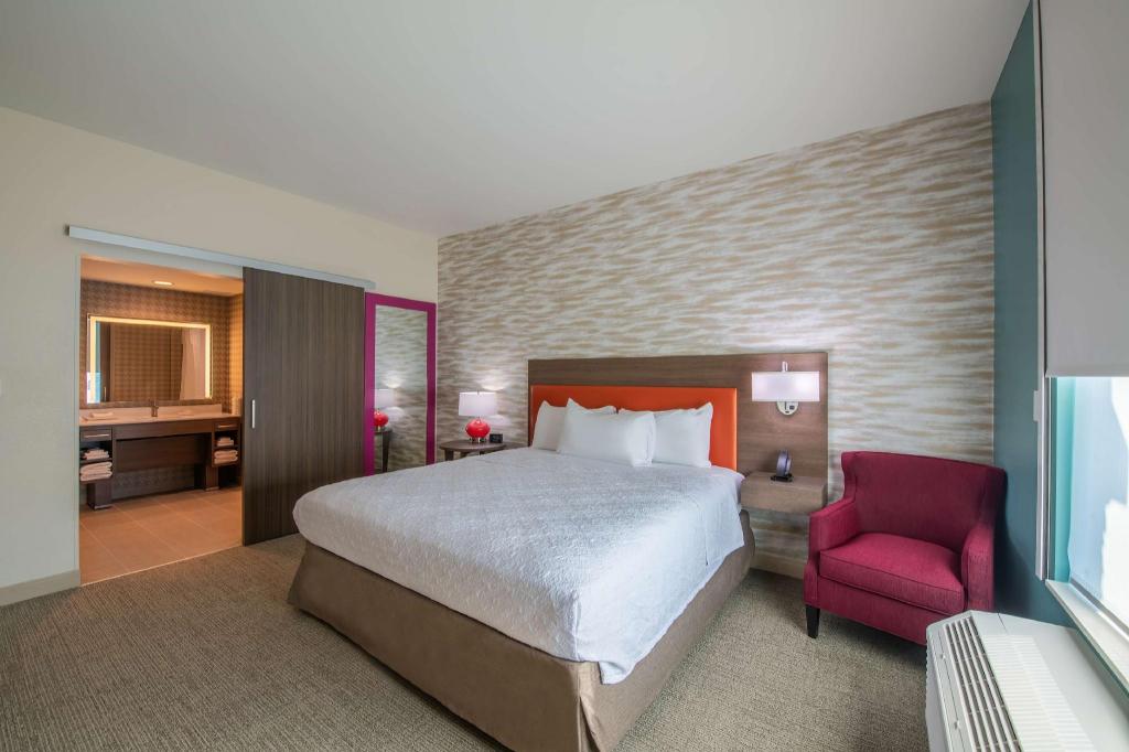 1 Bedroom, Suite, King Bed, Accessible