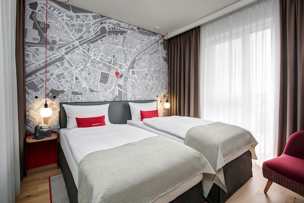 IntercityHotel Amsterdam Airport 27/60