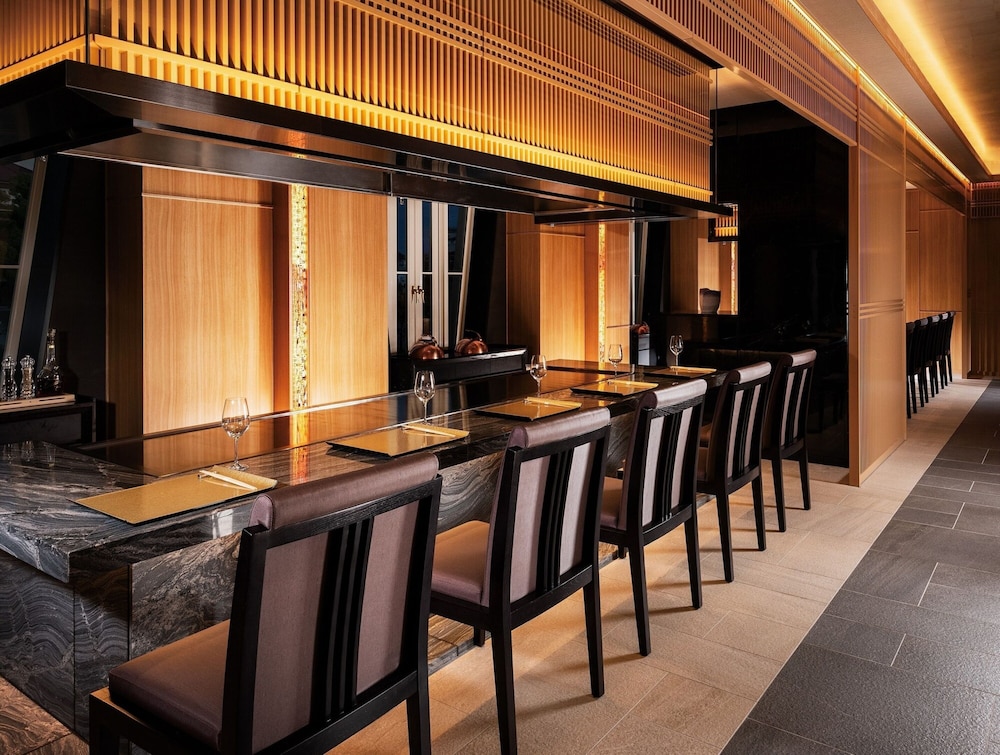 Takarazuka Hotel 45/49