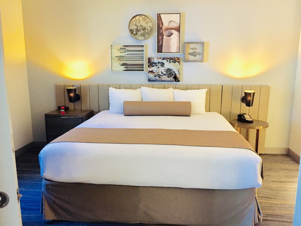 Windmill Suites Surprise - Phoenix, Ascend Hotel Collection 9/37
