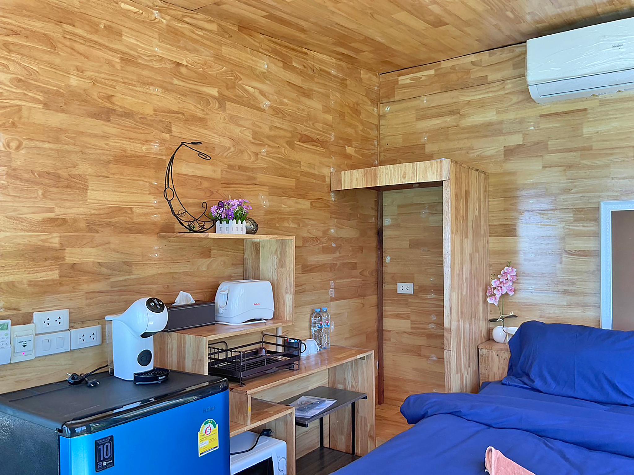 Junior Suite, King Bed, Ocean Front