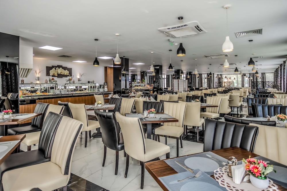 Prestige Deluxe Hotel Aquapark Club 57/76